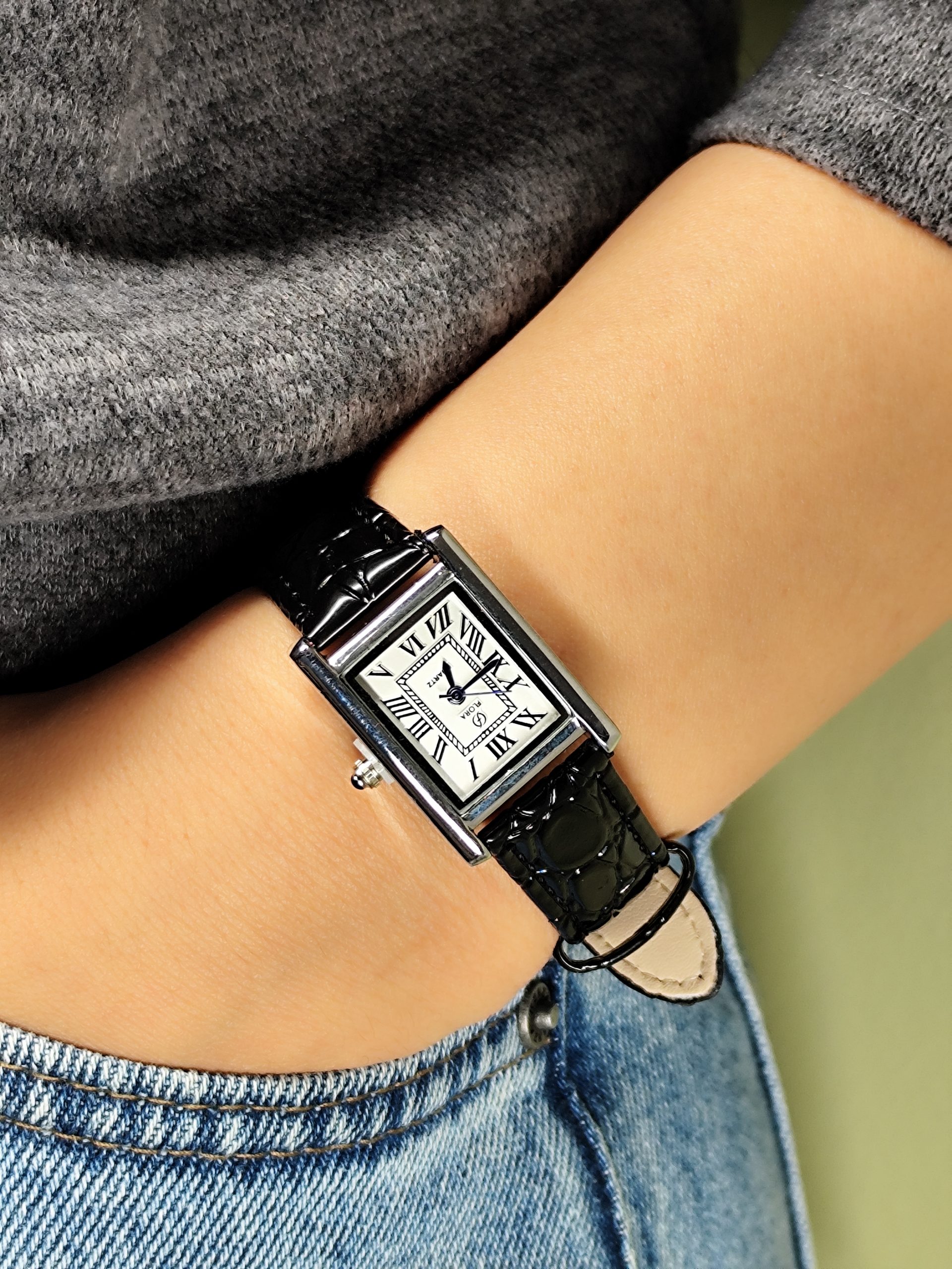 IMG_20251127_225415 فلورا طرح کارتیر- چرمی