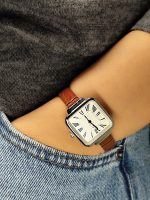 فلورا چرمی-قهوه‌ای