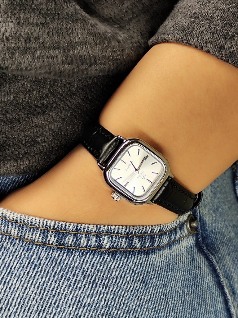 فلورا-بند چرمی